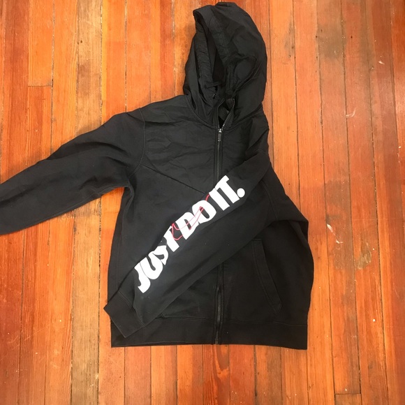 Nike jacket - Picture 3 of 3